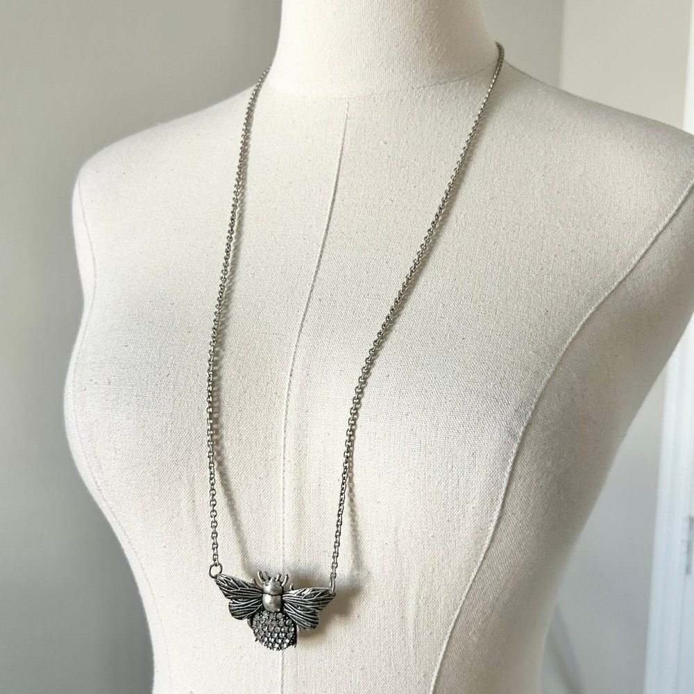 Silver Tone Bee Pendant Necklace Rhinestone Wings Chain Charm Statement Jewelry